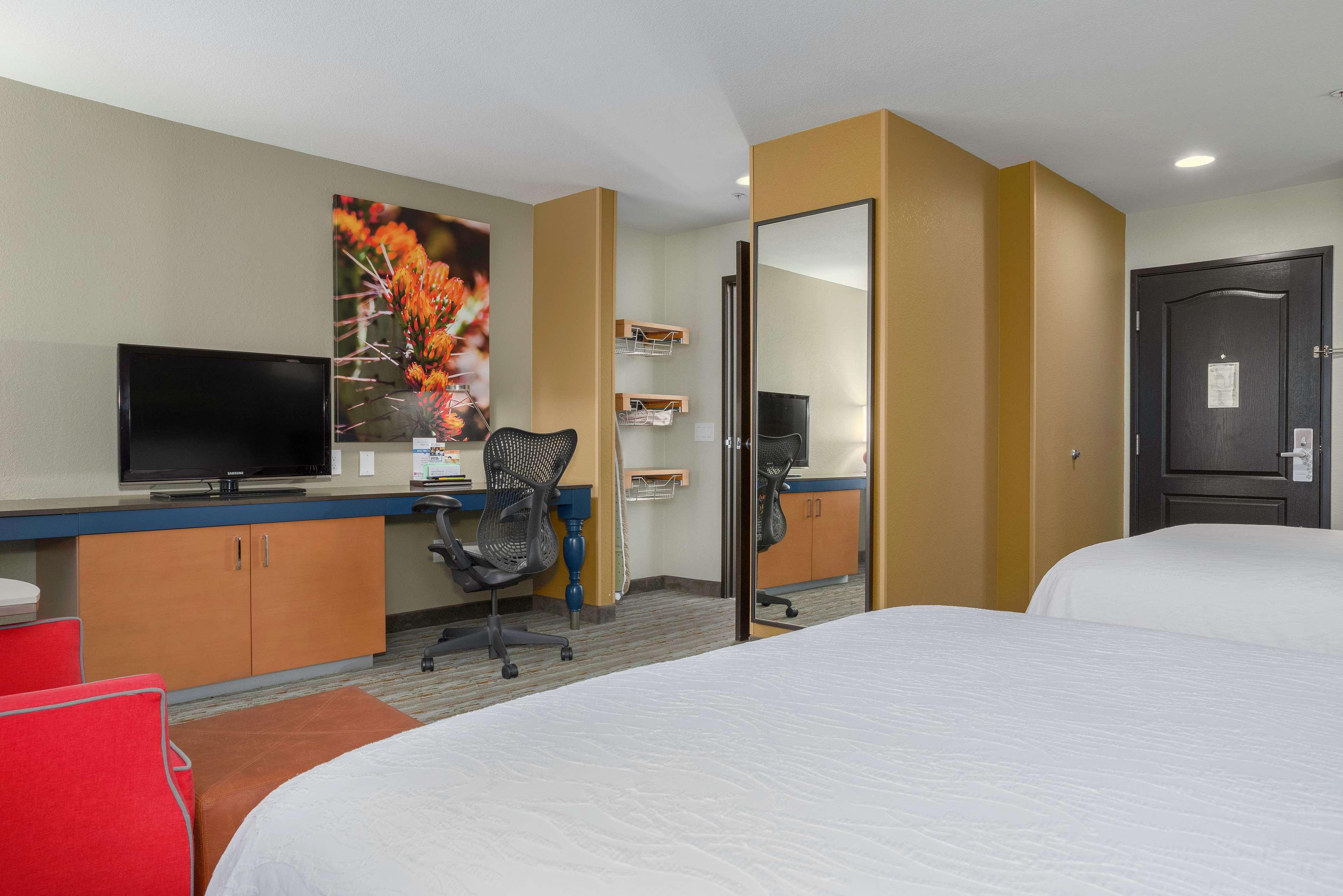 Hilton Garden Inn Phoenix Airport Ngoại thất bức ảnh