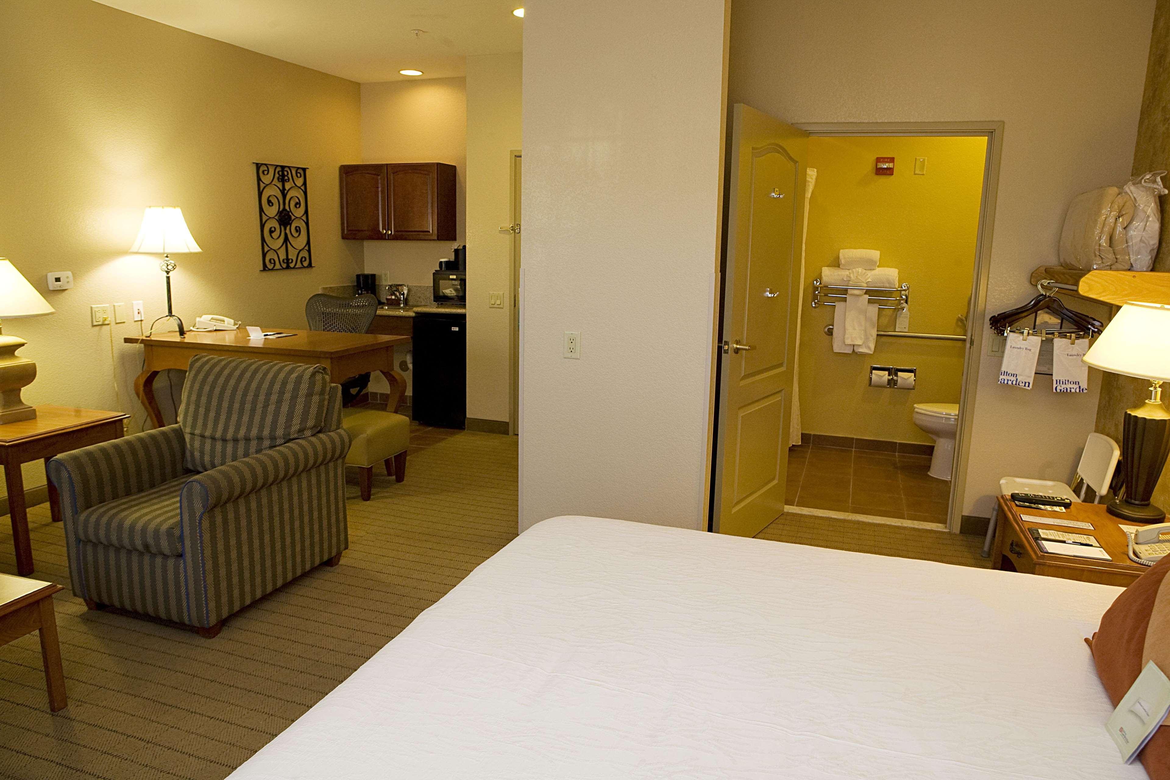 Hilton Garden Inn Phoenix Airport Ngoại thất bức ảnh