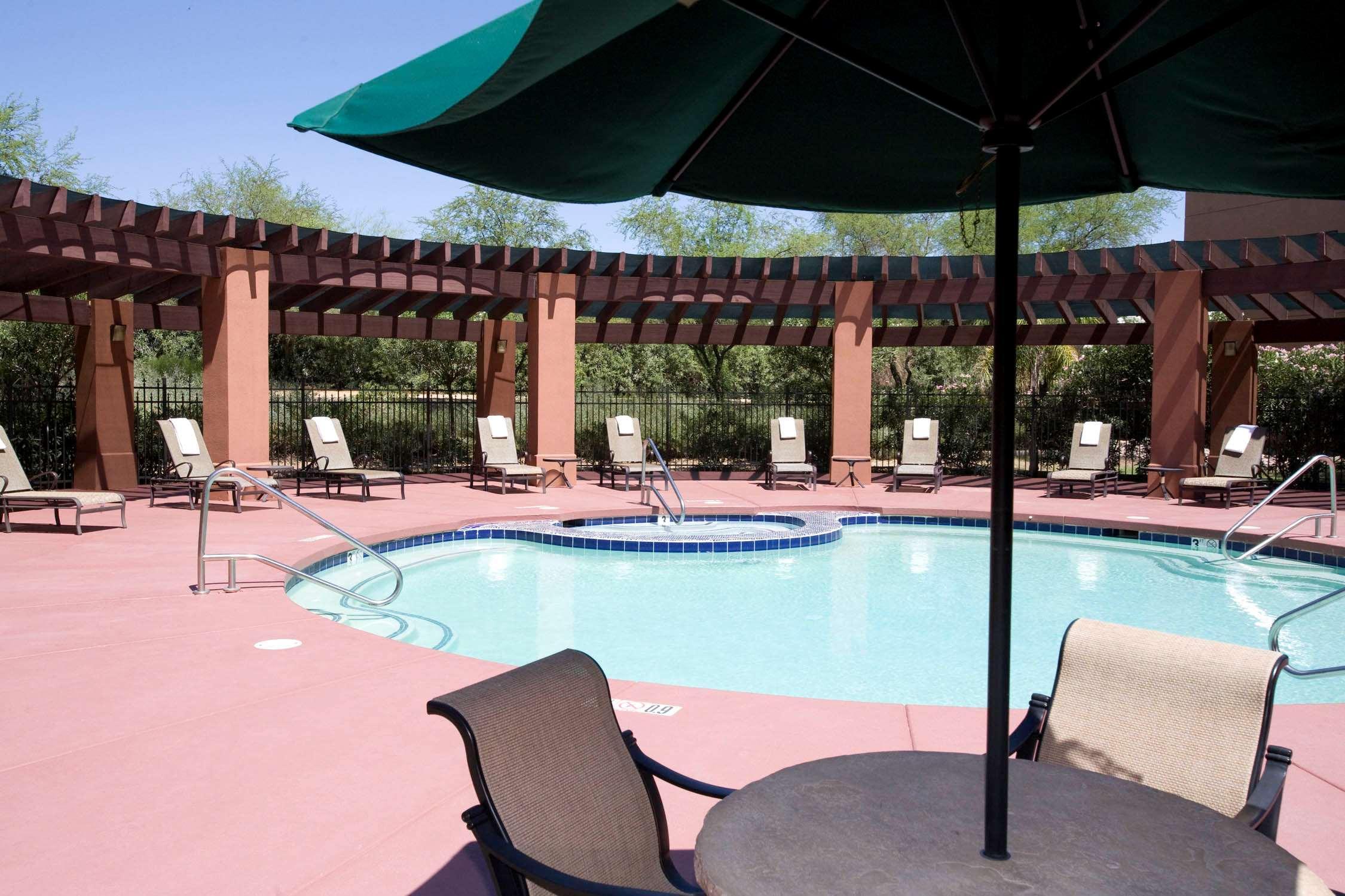Hilton Garden Inn Phoenix Airport Ngoại thất bức ảnh